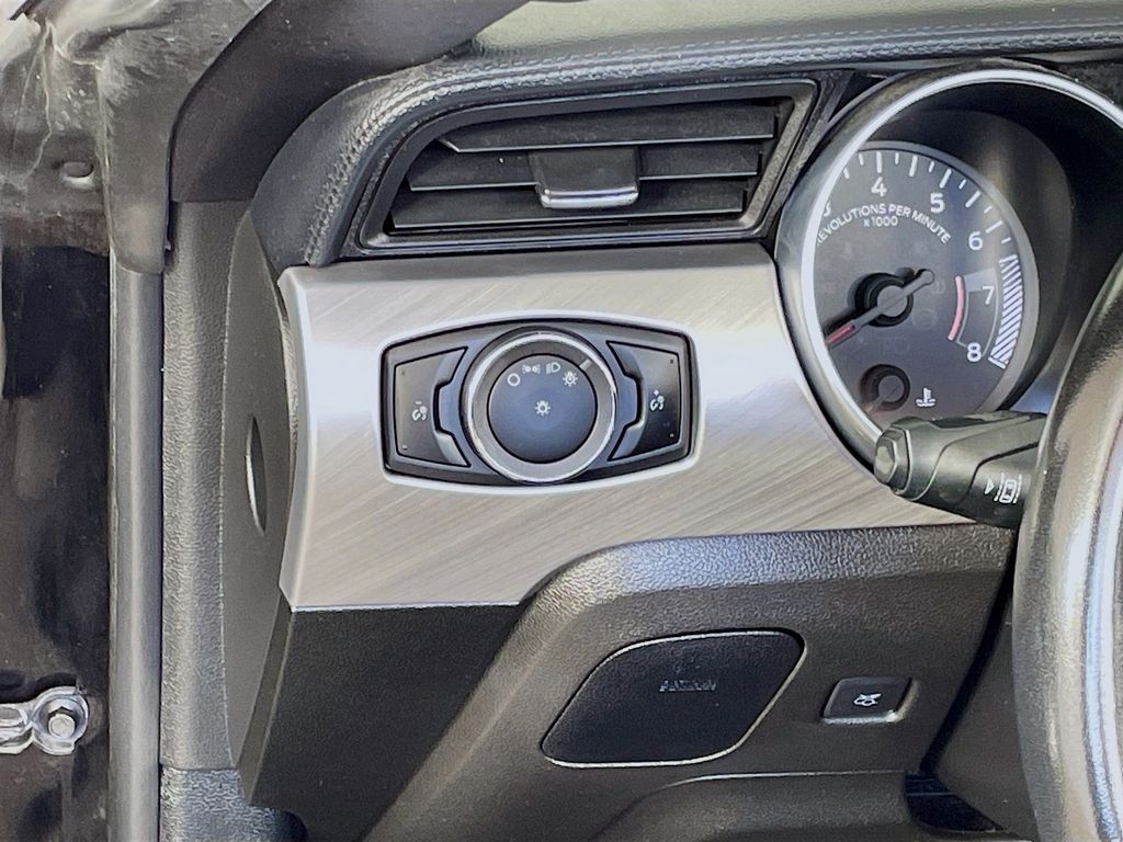 2023 Ford Mustang EcoBoost Premium photo 19