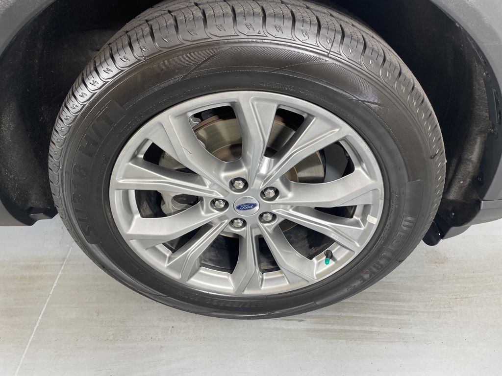 2024 Ford Explorer Limited photo 11
