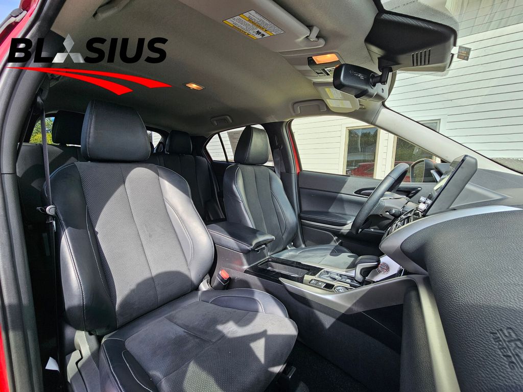 2024 Mitsubishi Eclipse Cross SE photo 8