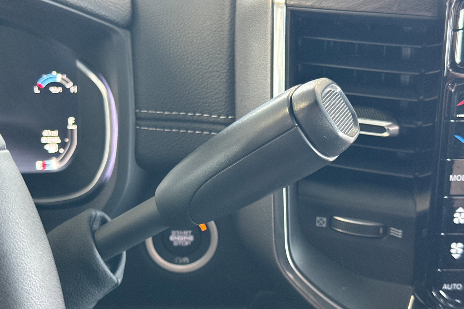 2025 Ram 2500 Laramie photo 18