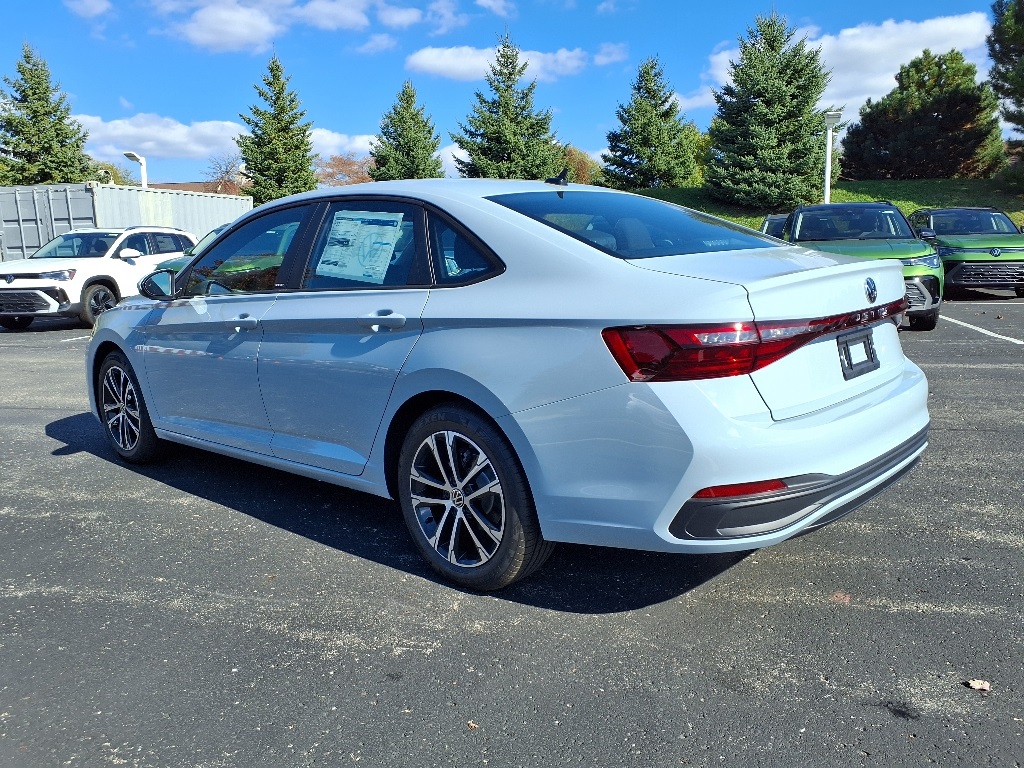 2026 Volkswagen Jetta Sport photo 3