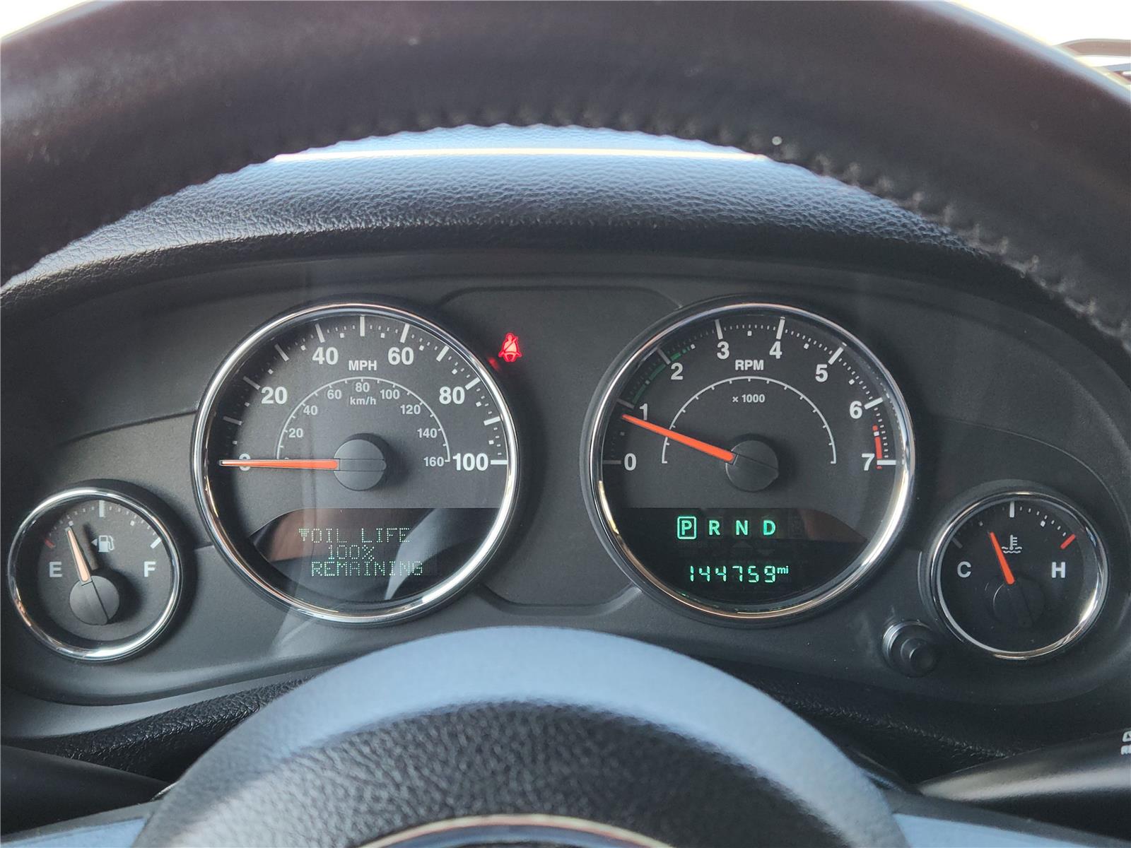 2015 Jeep Wrangler Sahara photo 16