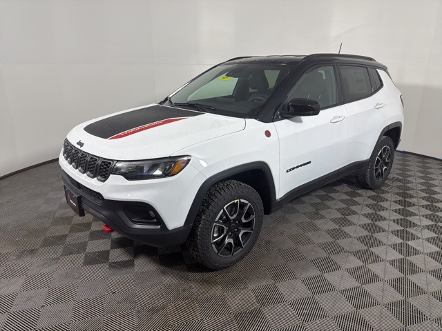 2026 Jeep Compass Trailhawk photo 3