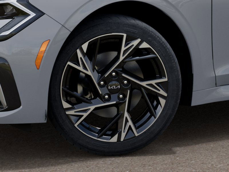 2025 Kia K5 GT-Line photo 9