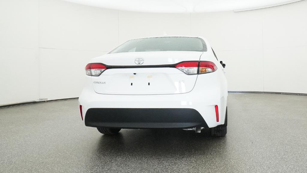 2025 Toyota Corolla LE photo 17