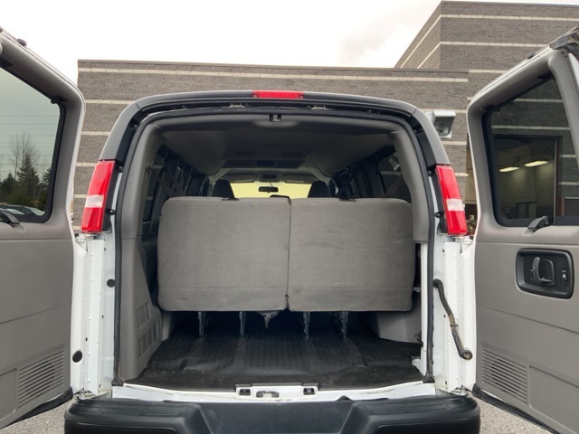 2020 Gmc Savana 2500 LS photo 4