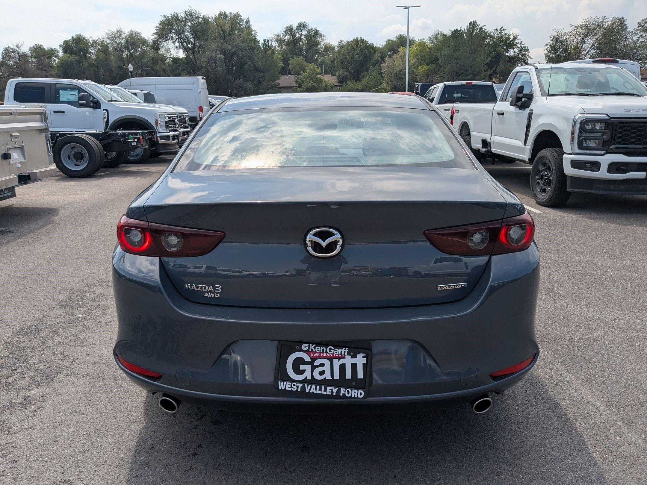 2024 Mazda Mazda3 2.5 s Carbon photo 4