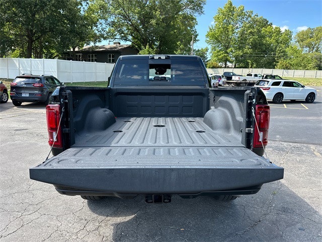 2025 Ram 2500 Laramie photo 8
