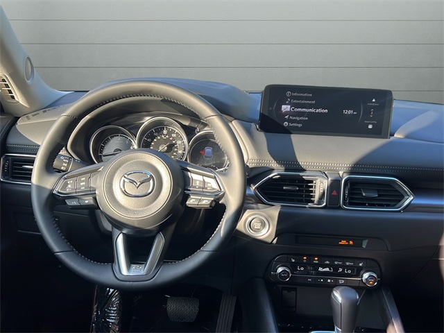 2025 Mazda CX-5 2.5 Select photo 26