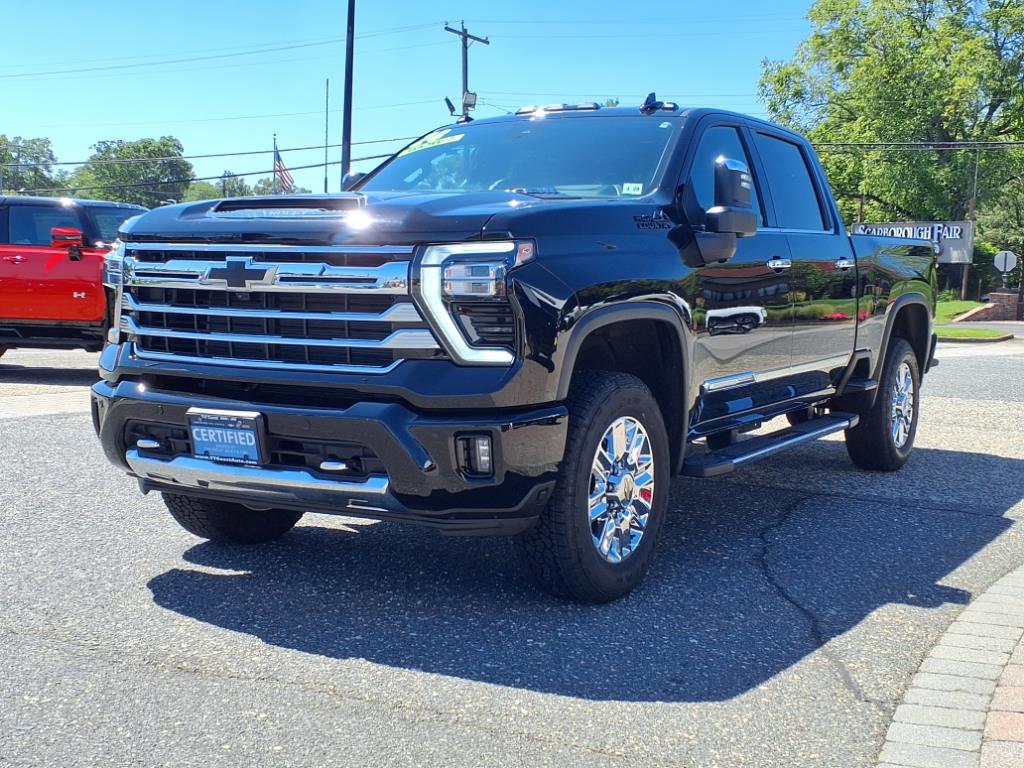 2024 Chevrolet Silverado 3500HD High Country photo 3