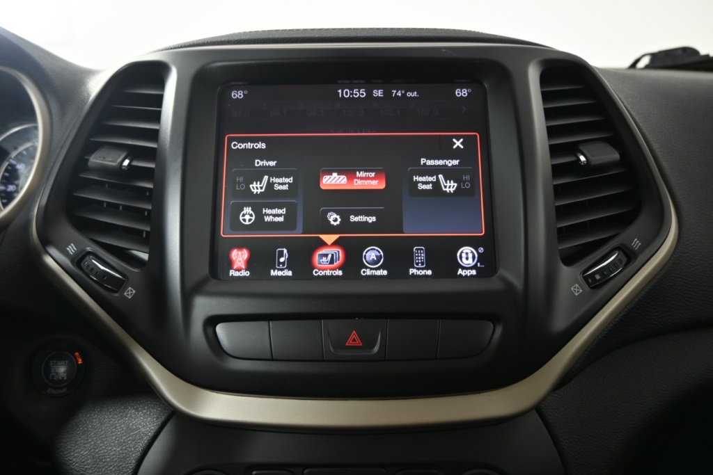2014 Jeep Cherokee Latitude photo 25