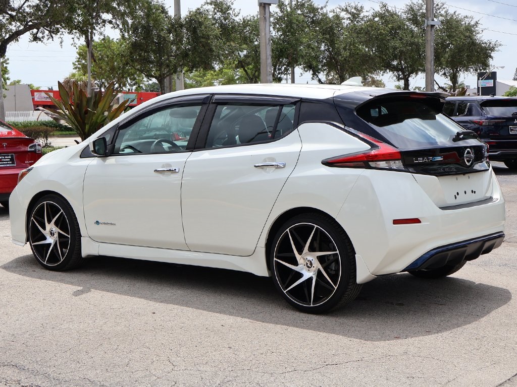 2018 Nissan Leaf SV photo 4