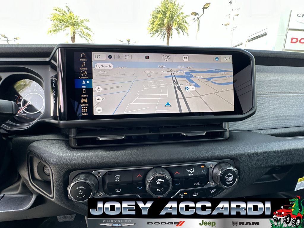 2025 Jeep Gladiator Willys photo 17