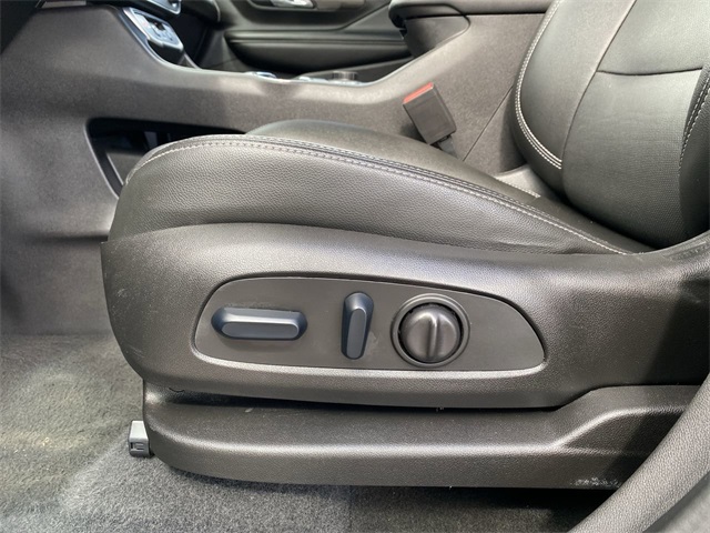 2024 Gmc Terrain SLT photo 4