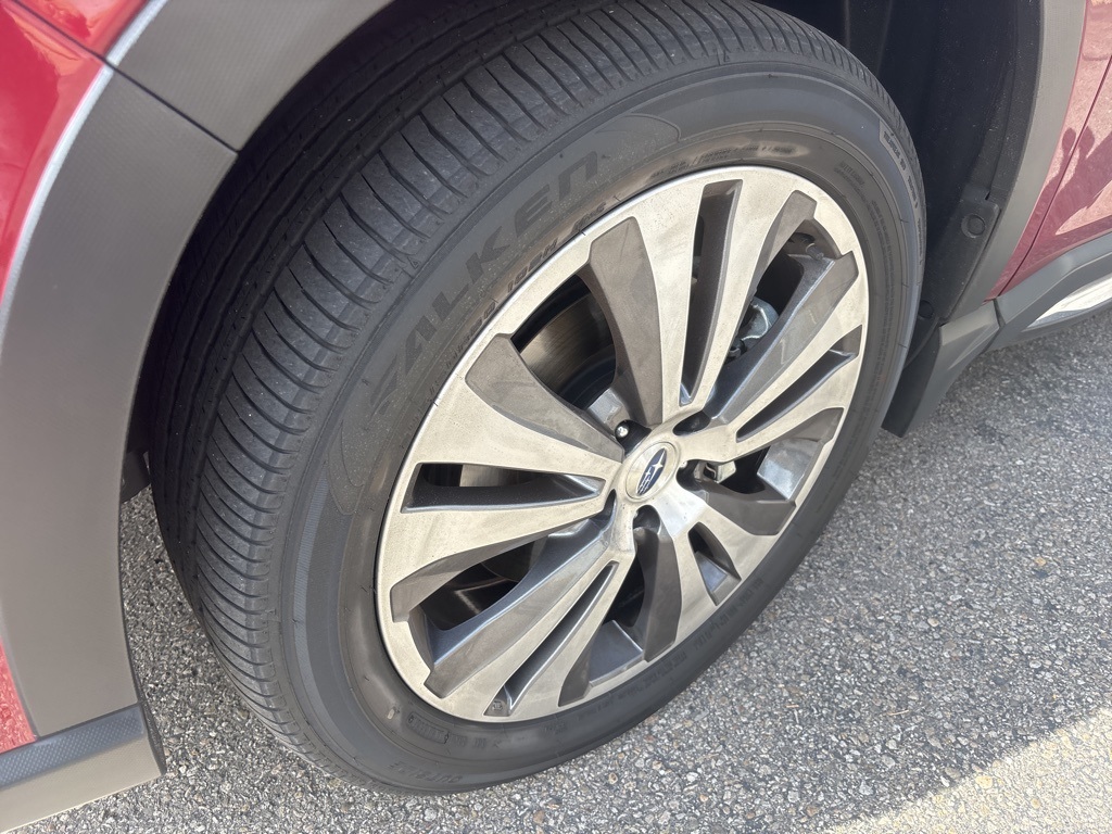 2022 Subaru Ascent Touring photo 4