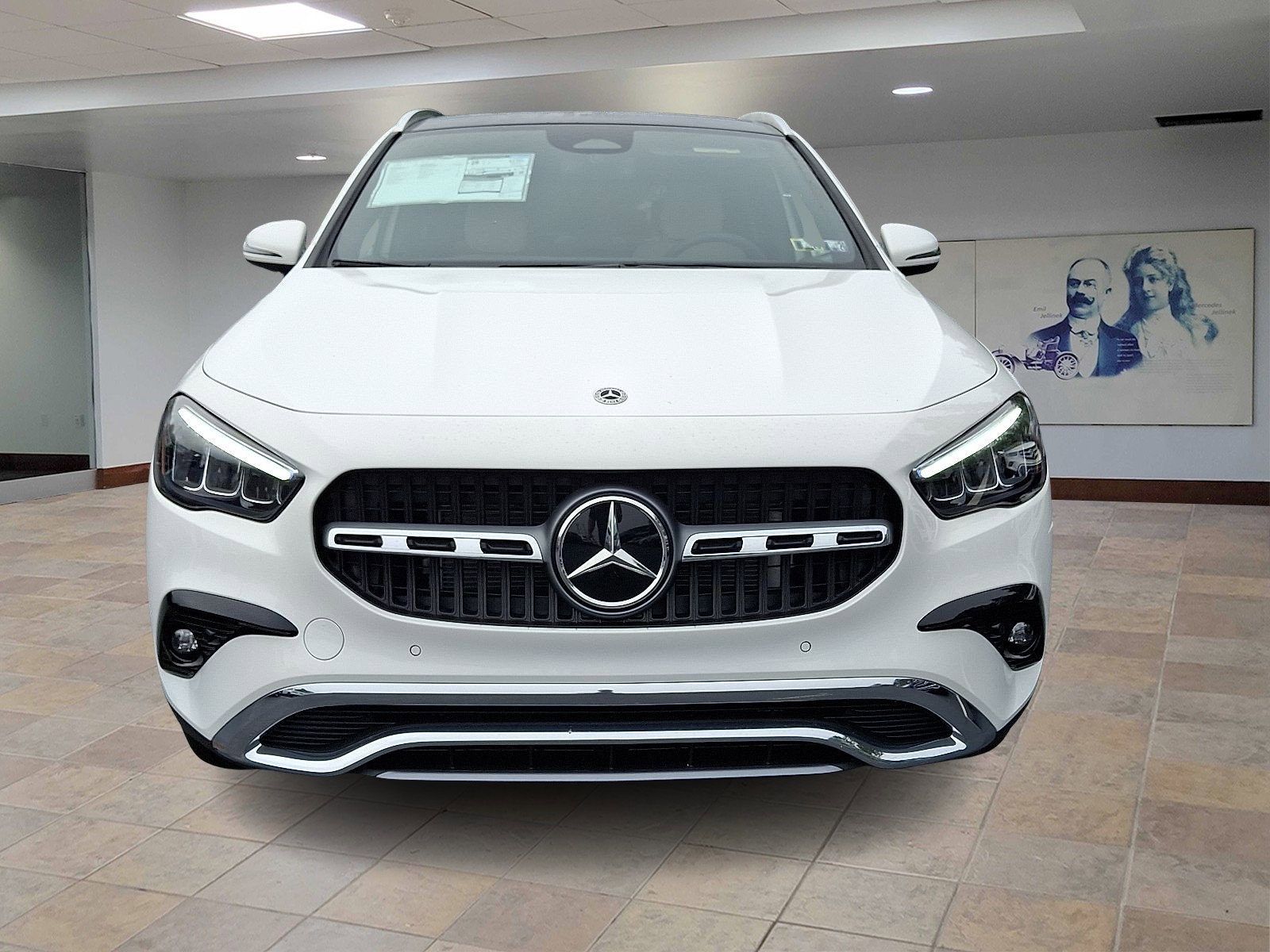 2026 Mercedes Benz GLA 250 4MATIC photo 2