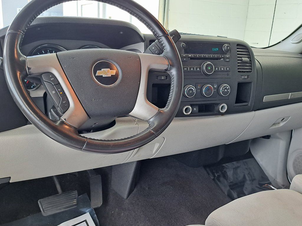 2009 Chevrolet Silverado 1500 photo 18