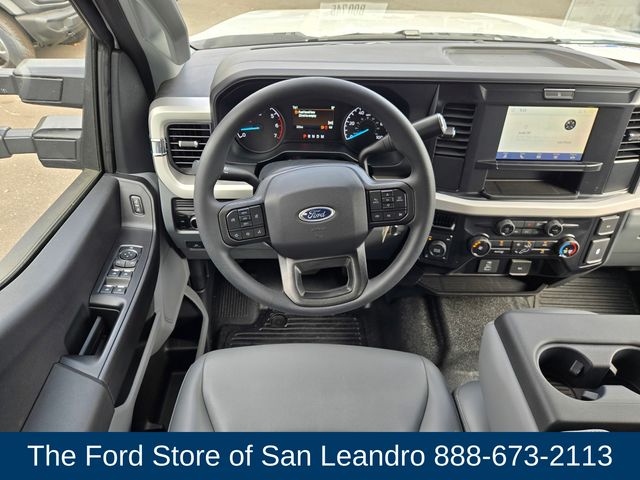 2025 Ford F-250 photo 12
