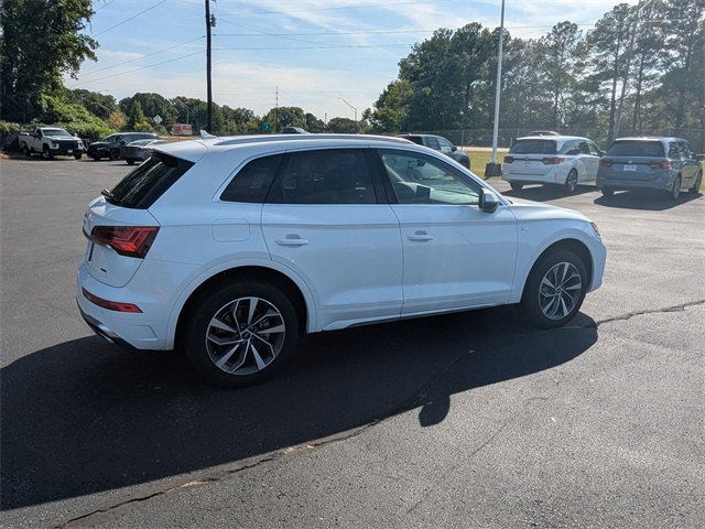 2024 Audi Q5 45 S line Premium photo 3