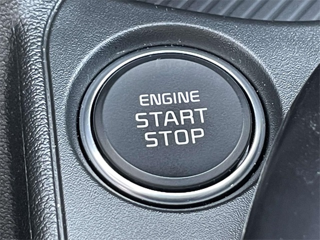 2025 Kia K4 LXS photo 28