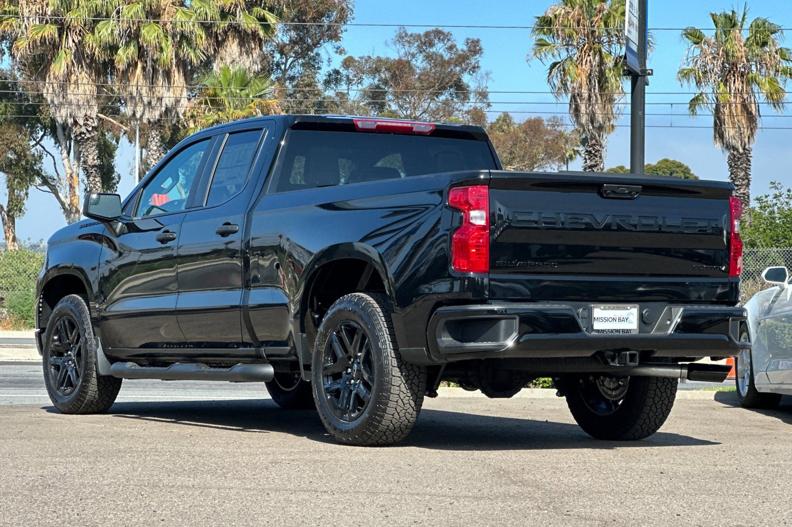 2025 Chevrolet Silverado 1500 Custom photo 6