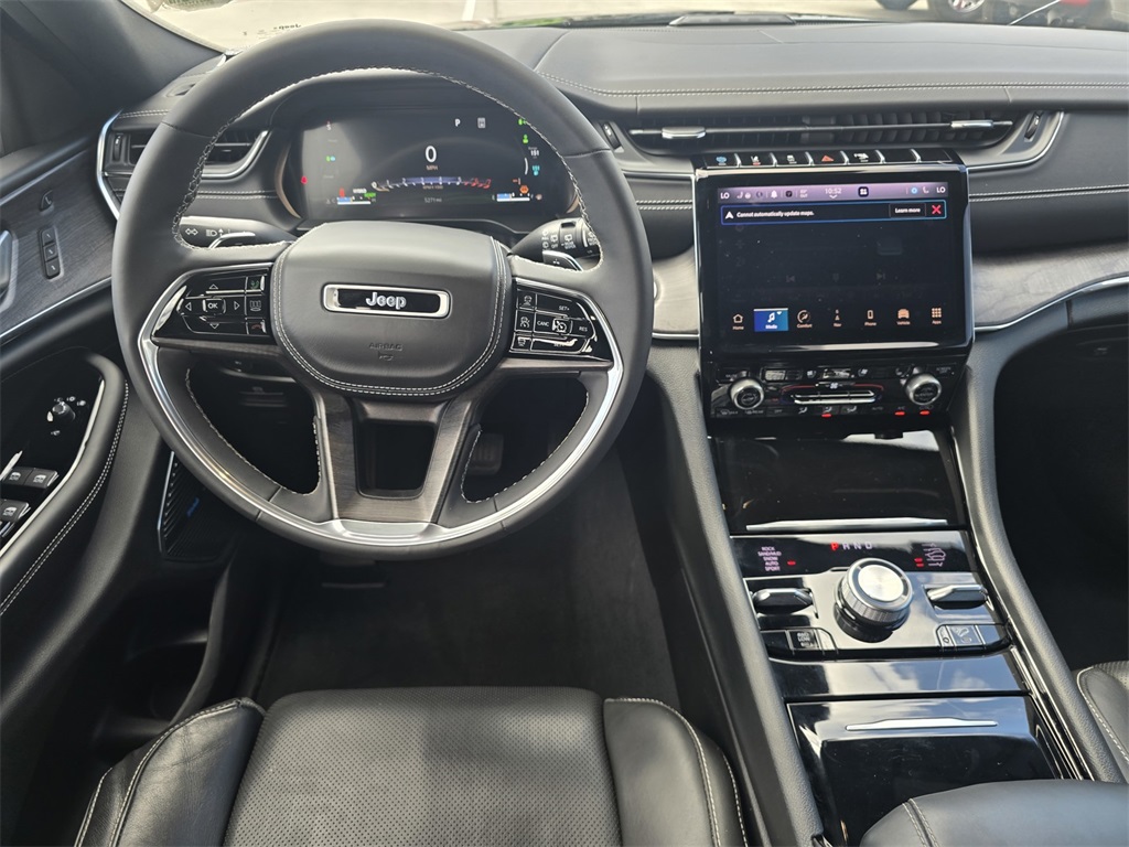 2023 Jeep Grand Cherokee Overland 4xe photo 15