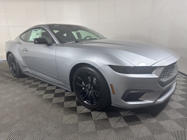 2025 Ford Mustang EcoBoost's photo