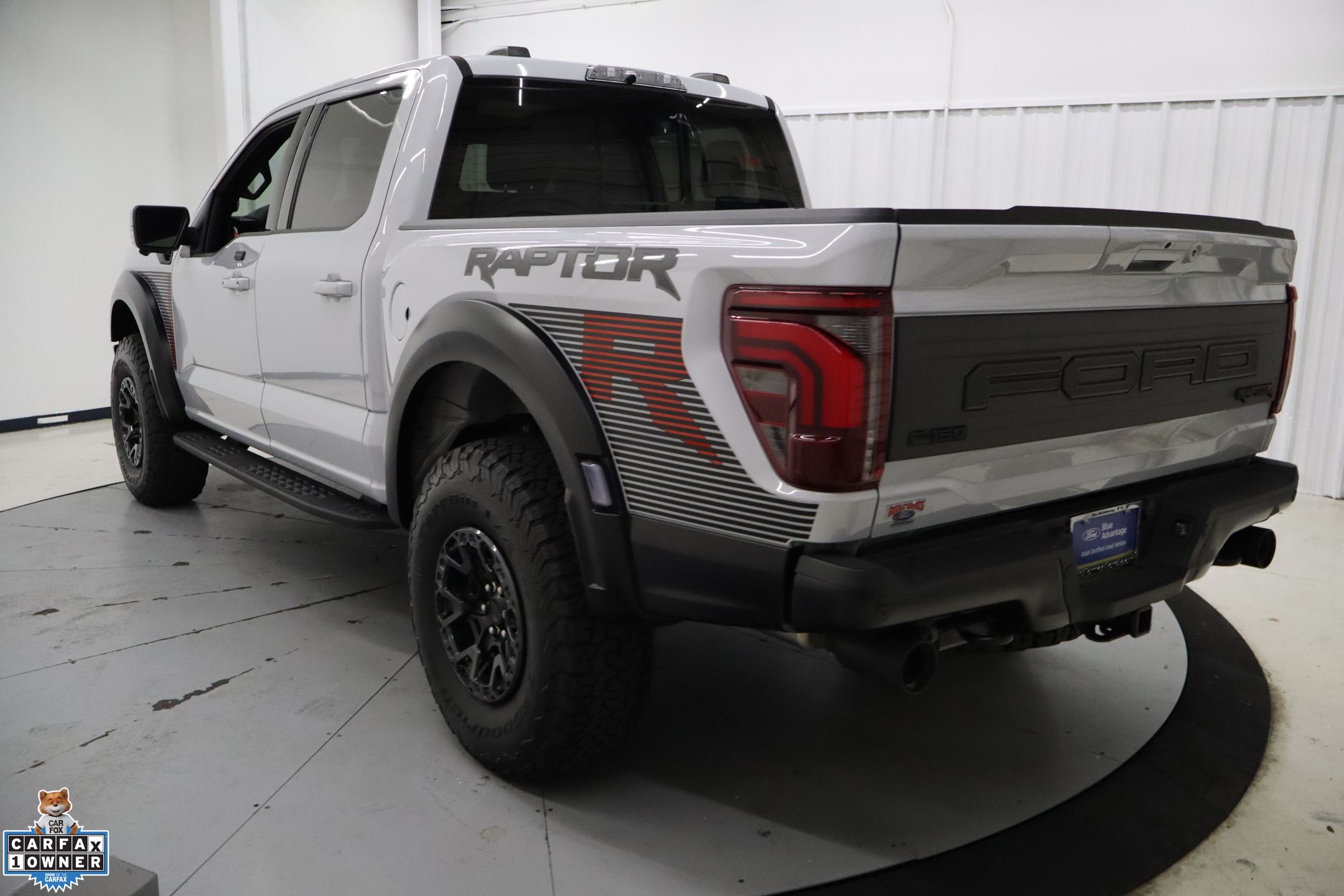 2025 Ford F-150 Raptor photo 4
