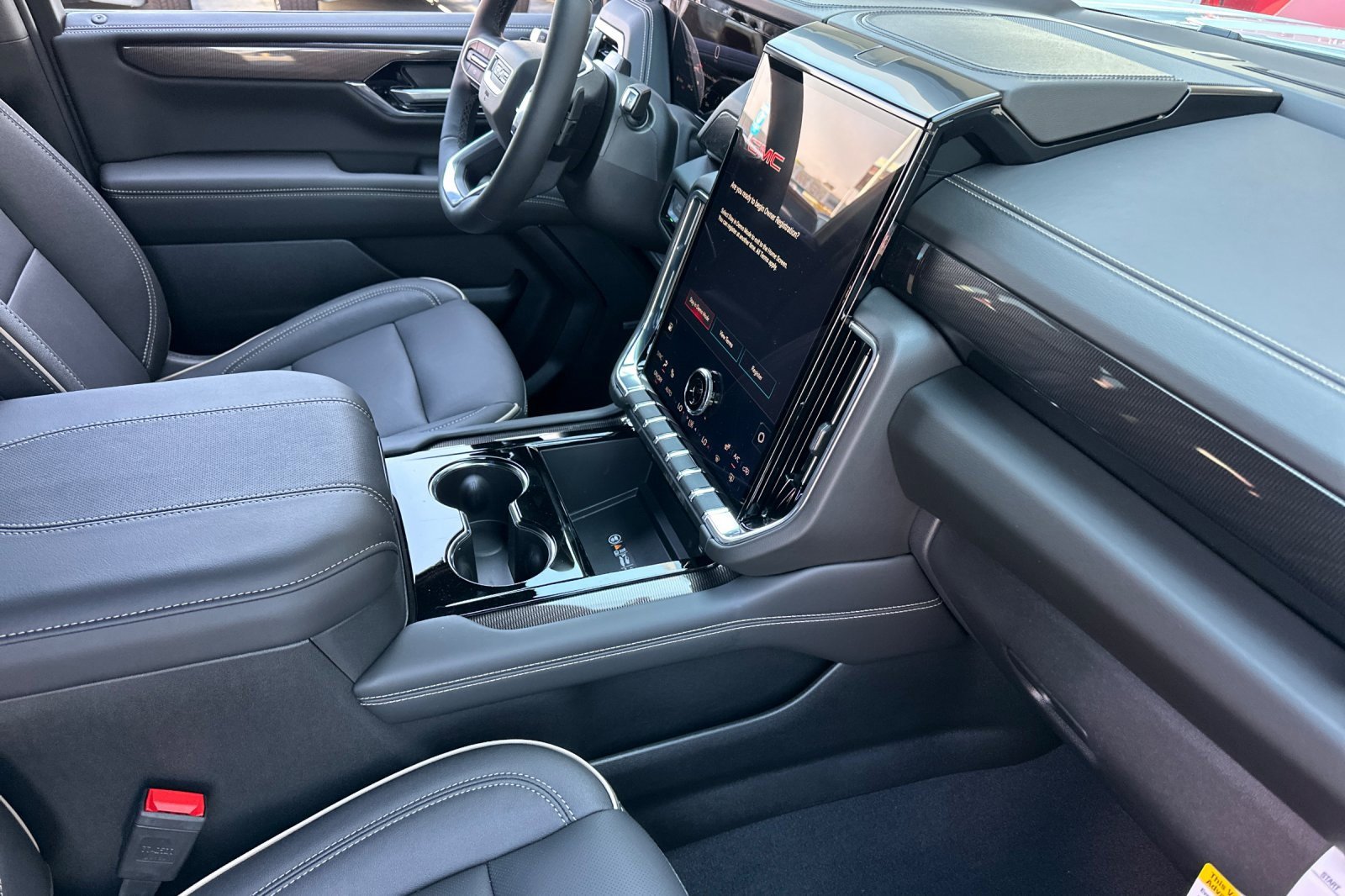 2026 Gmc Yukon photo 14