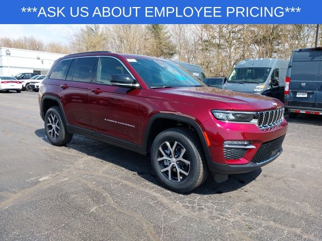 2025 Jeep Grand Cherokee Limited photo 2
