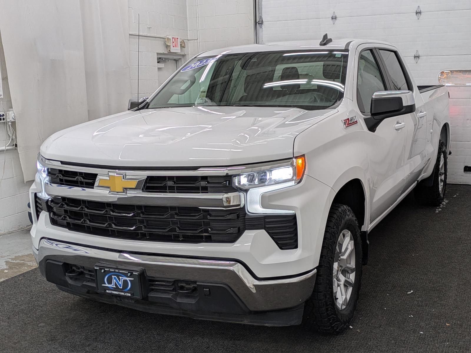 2023 Chevrolet Silverado 1500 LT's photo