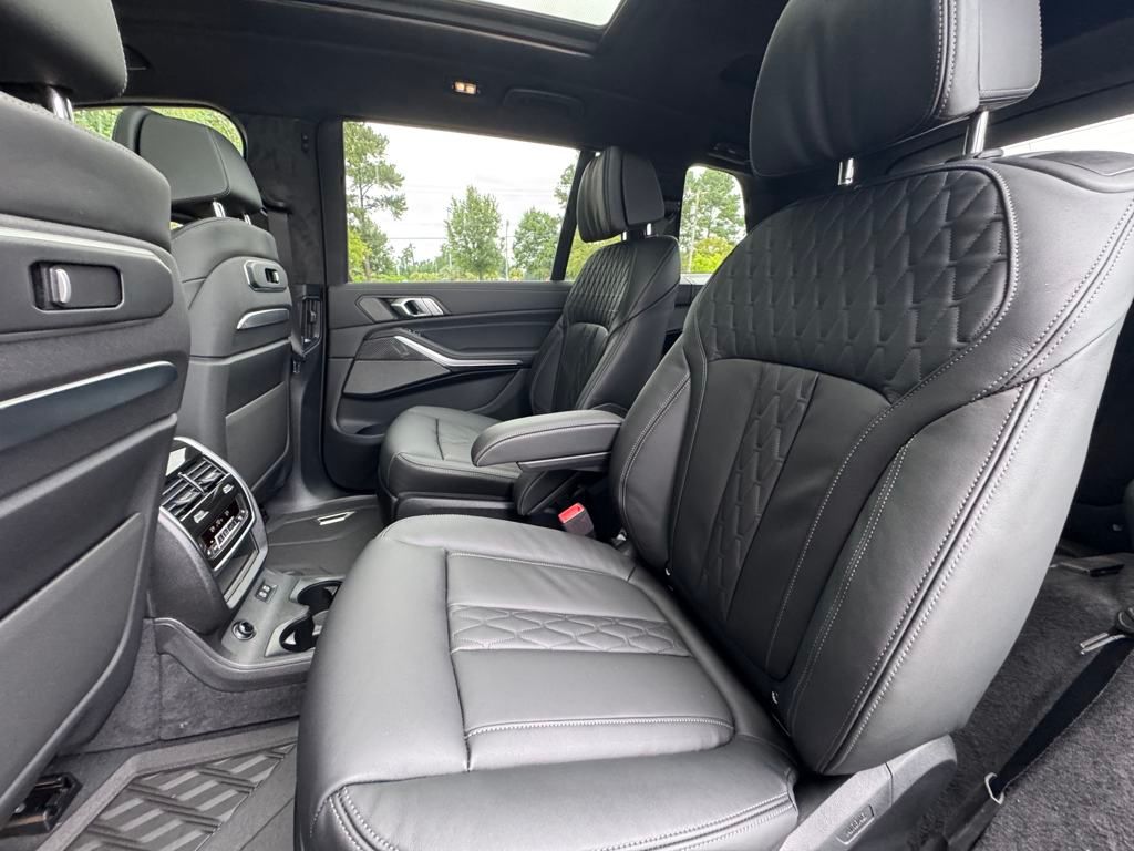 2026 Bmw X7 M60i photo 10
