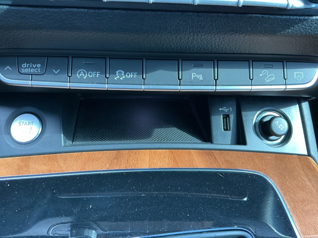 2022 Audi Q5 S line Premium Plus photo 9