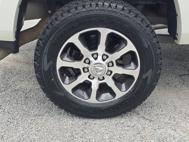 2024 Ram 2500 Longhorn photo 12