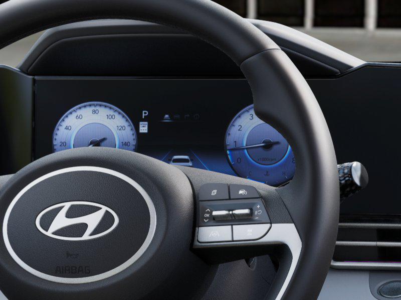 2025 Hyundai Elantra Limited photo 12