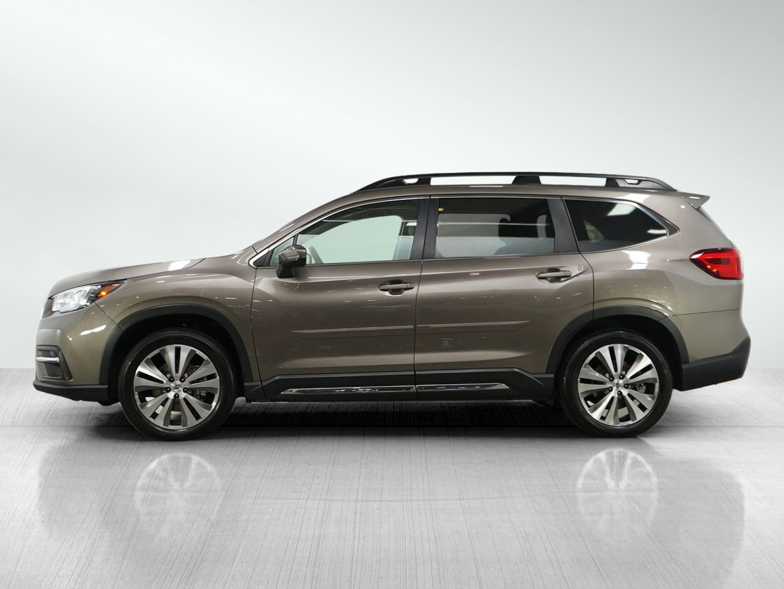 Used 2022 Subaru Ascent Limited with VIN 4S4WMALD6N3459411 for sale in Burnsville, Minnesota