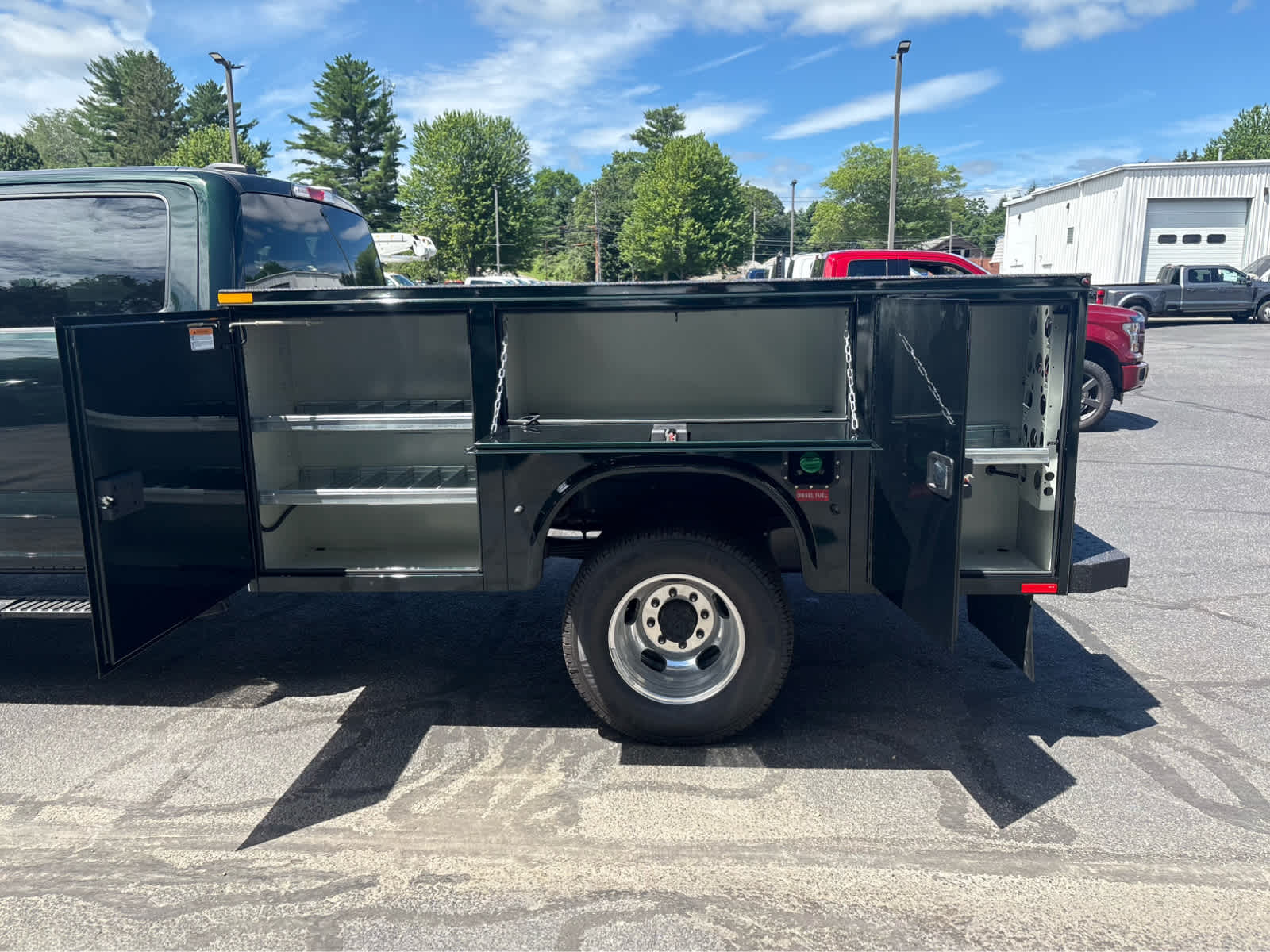2025 Ford F-350 Super Duty Chassis Cab XLT - Photo 16