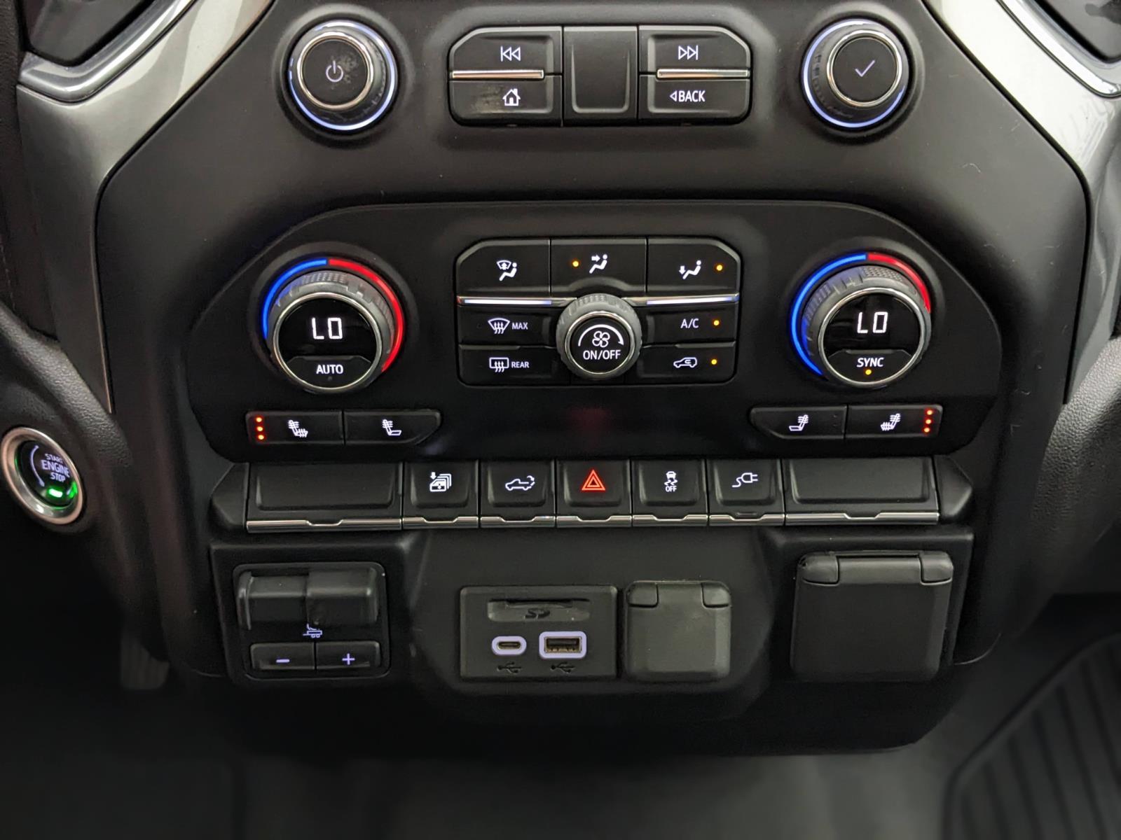 2022 Chevrolet Silverado 2500HD LTZ photo 31