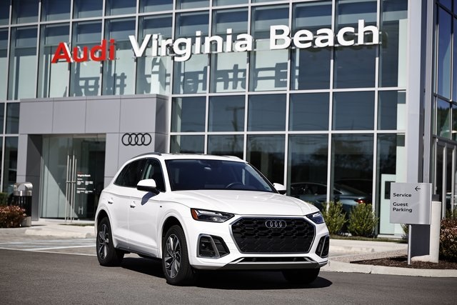 2024 Audi Q5 Premium Plus's photo