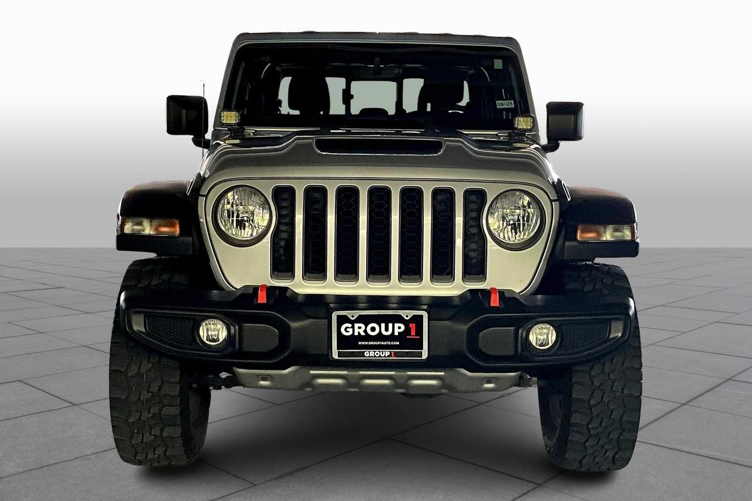 2022 Jeep Gladiator Mojave photo 3