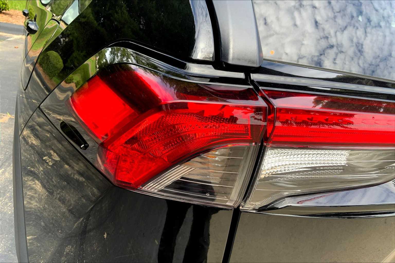 2024 Toyota RAV4 XLE photo 26