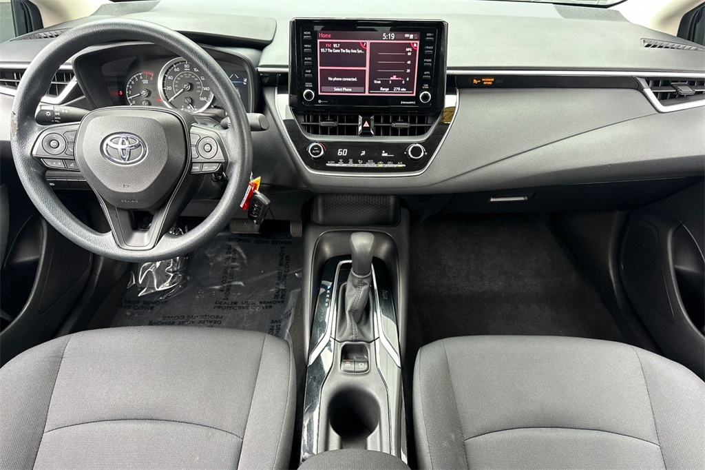 2022 Toyota Corolla LE photo 13