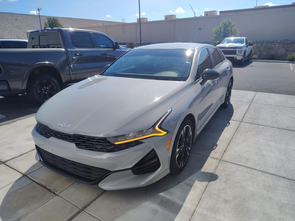 2022 Kia K5 GT-Line photo 2