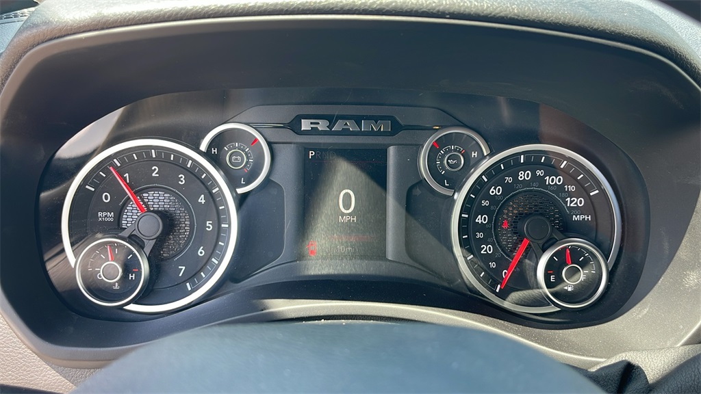 2025 Ram 2500 Tradesman photo 13