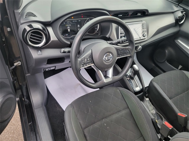 2019 Nissan Kicks SV photo 11