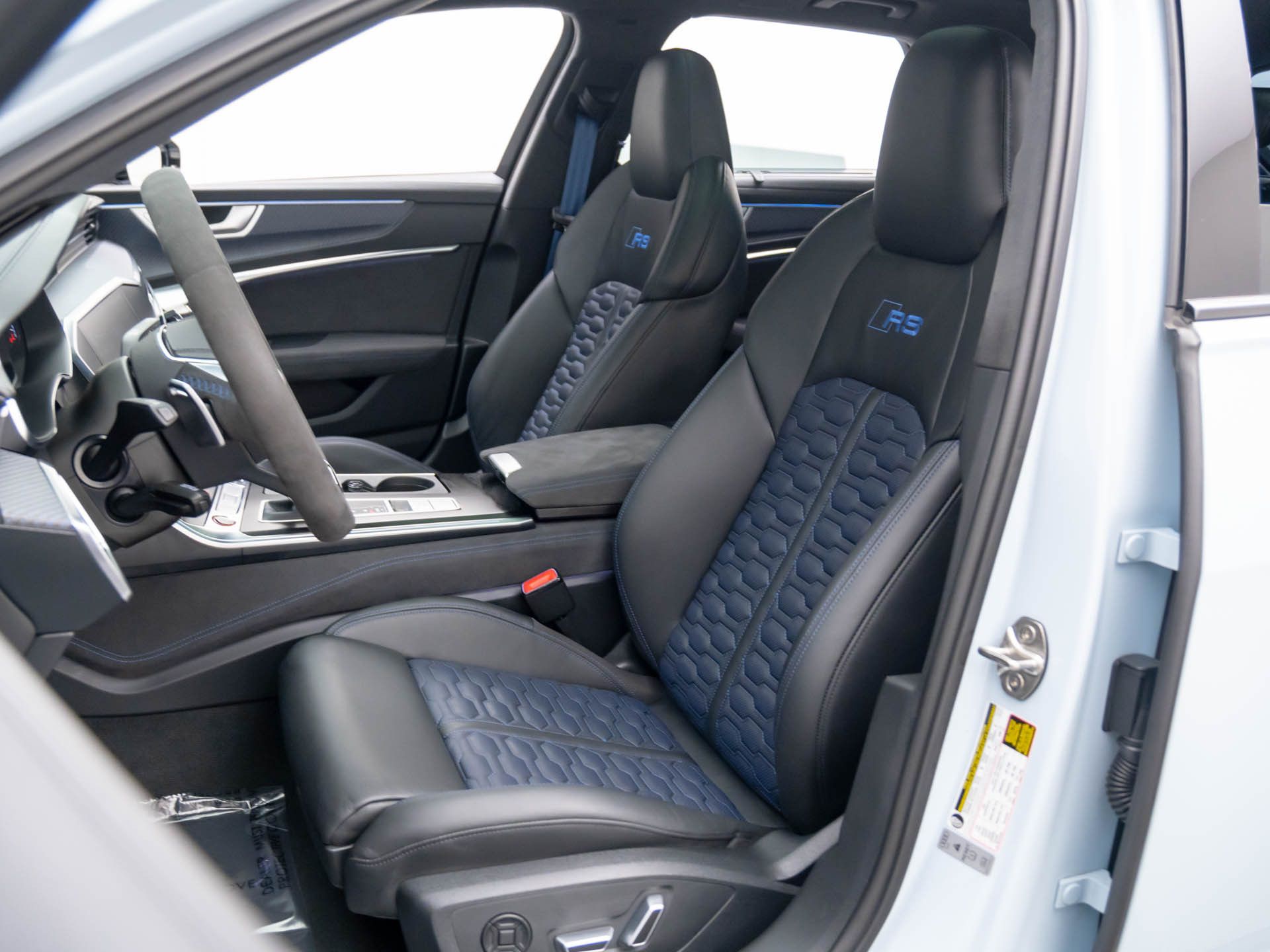 2025 Audi RS 6 Avant Performance Base photo 13