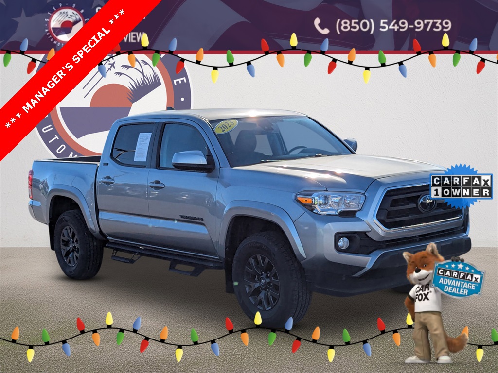 2023 Toyota Tacoma SR5's photo