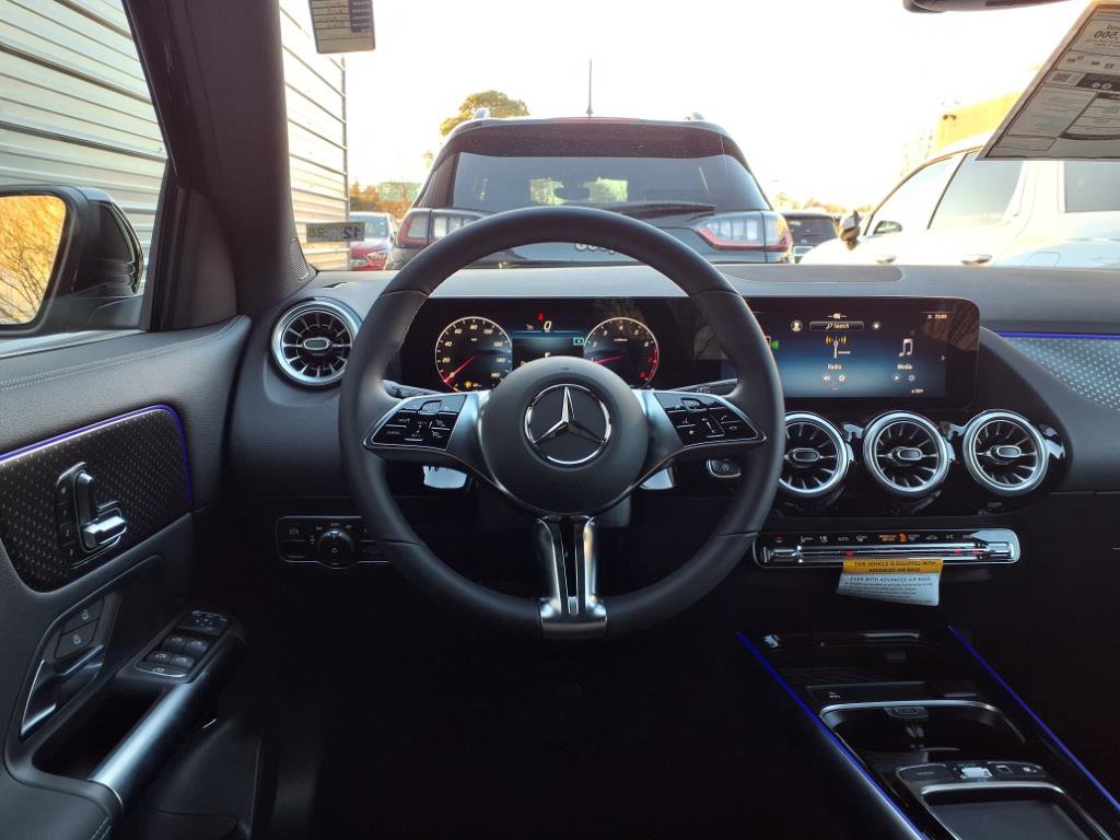 2025 Mercedes Benz GLA 250 photo 11
