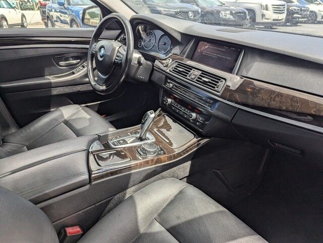 2015 Bmw 535i xDrive Sedan photo 32