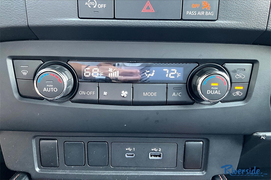 2023 Nissan Frontier PRO-4X photo 15